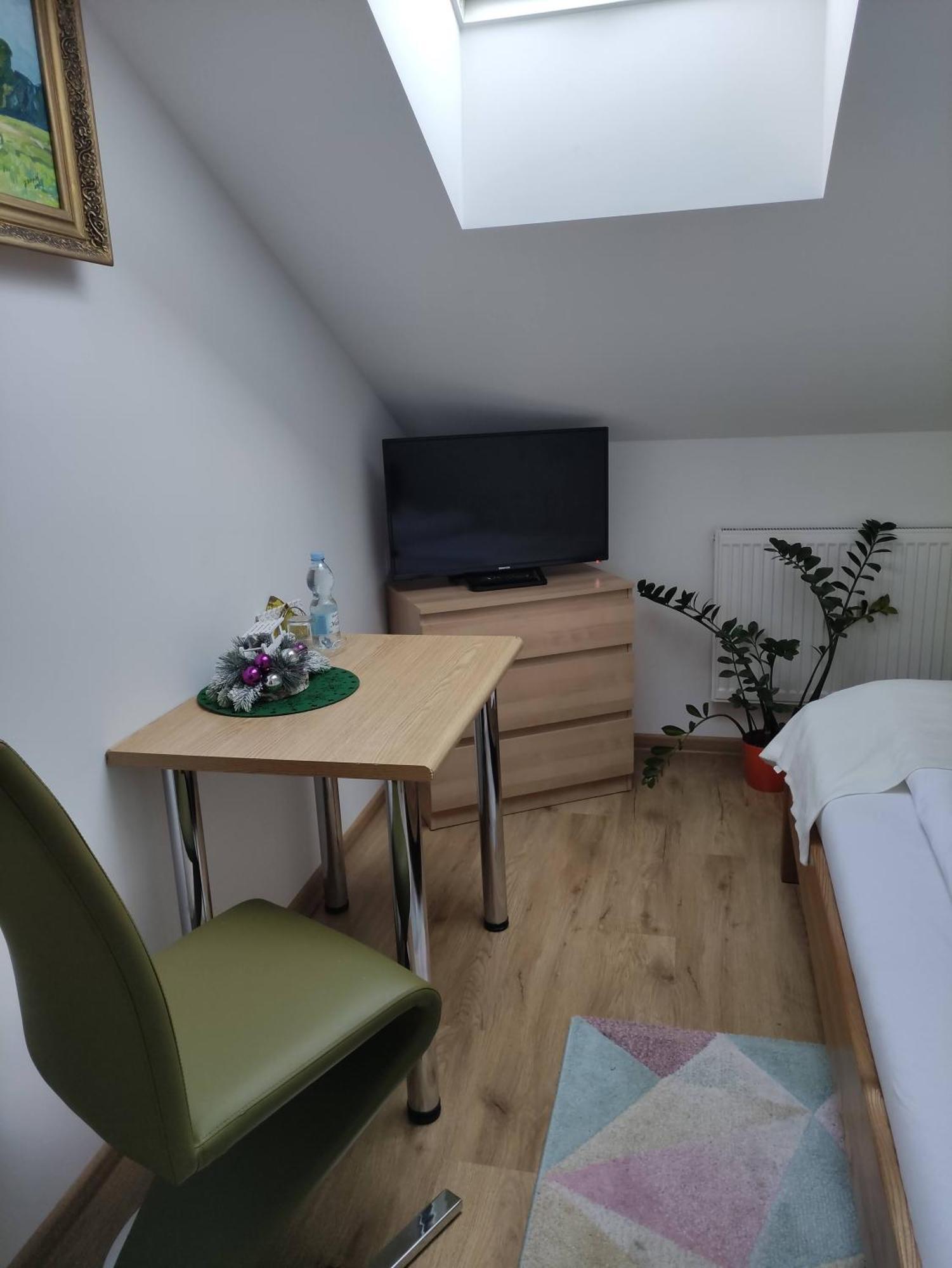 Homestay Strozowka Gorlice Extérieur photo