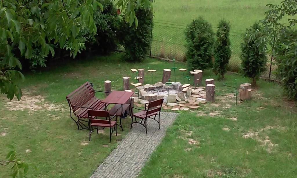 Homestay Strozowka Gorlice Extérieur photo